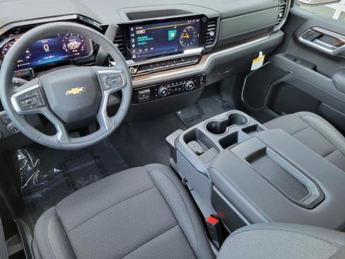 Used 2026 Chevrolet Silverado 1500 LT AWD/4WD image 29