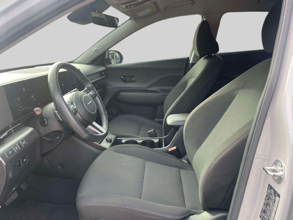 Certified 2024 Hyundai Kona SEL w/ Convenience Package AWD/4WD image 15