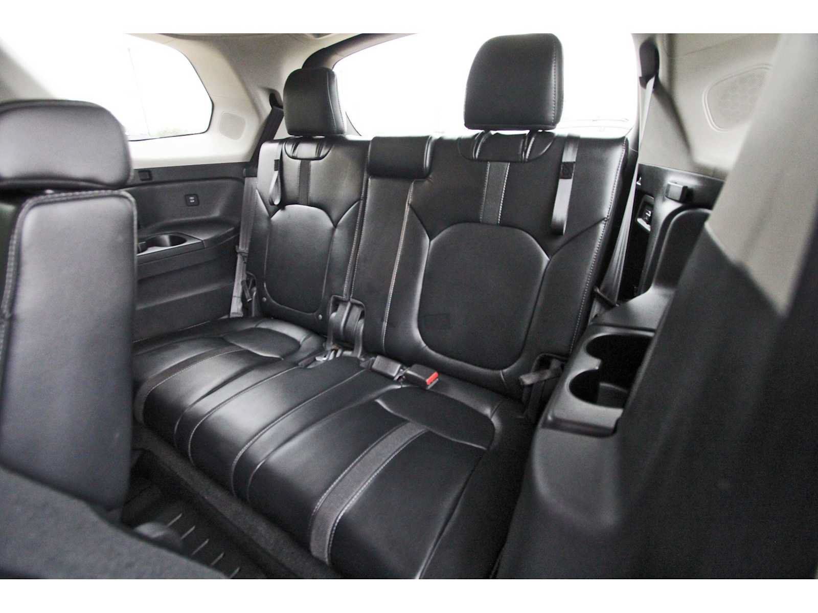 Used 2025 Honda Pilot Touring image 13