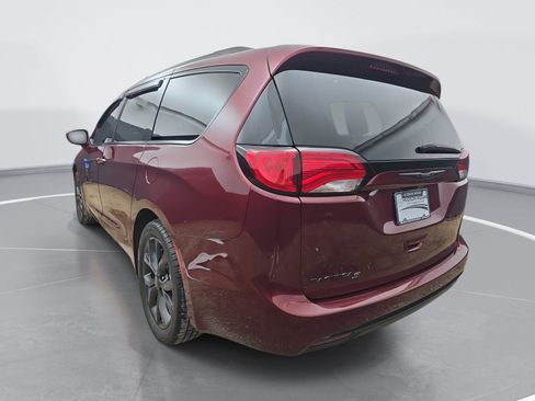 Used 2019 Chrysler Pacifica Touring-L w/ Advanced Safetytec Group FWD image 6