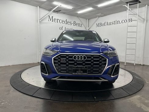Used 2022 Audi SQ5 Premium Plus w/ Premium Plus Package AWD/4WD image 2