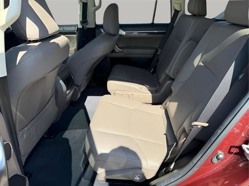 Used 2022 Lexus GX 460 Premium w/ Accessory Package image 43