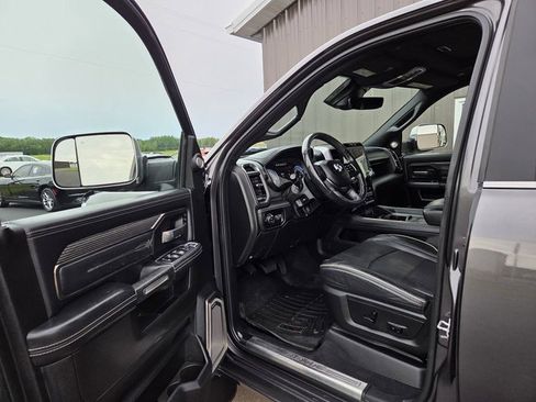 Used 2019 RAM 2500 Limited AWD/4WD image 21