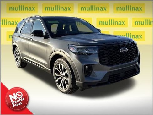 New 2025 Ford Explorer ST-Line w/ Premium Package image 1
