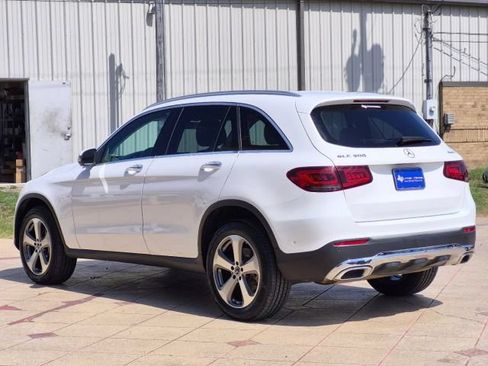 Used 2021 Mercedes-Benz GLC 300 4MATIC image 4
