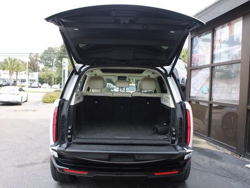 Used 2023 Land Rover Range Rover SE image 42