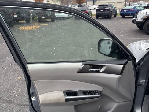 Used 2011 Subaru Forester 2.5X Limited image 9