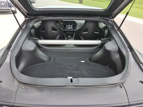 Used 2024 Nissan Z NISMO w/ Floor Mat Package RWD image 31