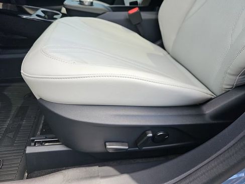 Used 2024 Ford Mustang Mach-E Premium AWD/4WD image 19