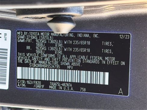 Used 2024 Toyota Highlander LE image 33