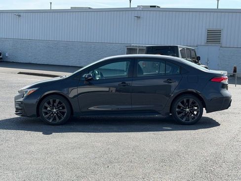 Used 2023 Toyota Corolla SE image 8