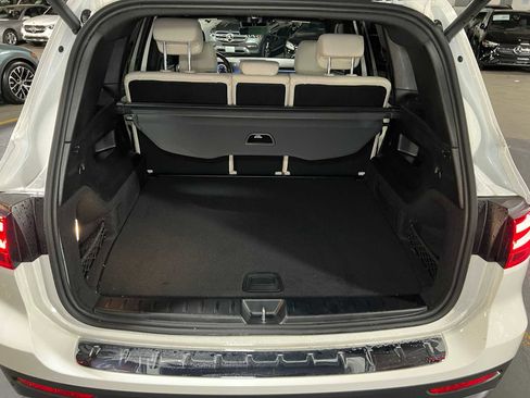 Certified 2025 Mercedes-Benz GLB 250 4MATIC image 16