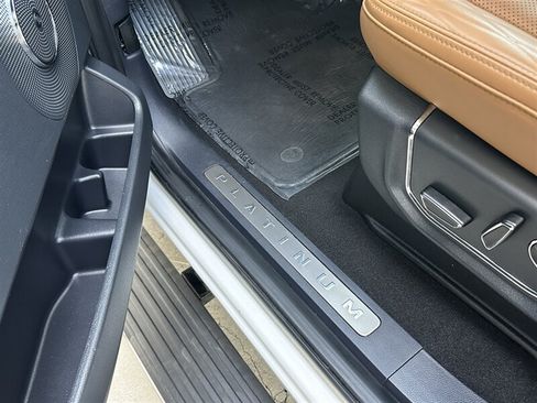 Used 2024 Ford Expedition Platinum AWD/4WD image 50