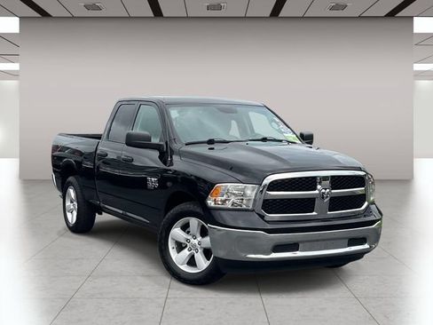 Used 2024 RAM 1500 Classic SLT AWD/4WD image 1