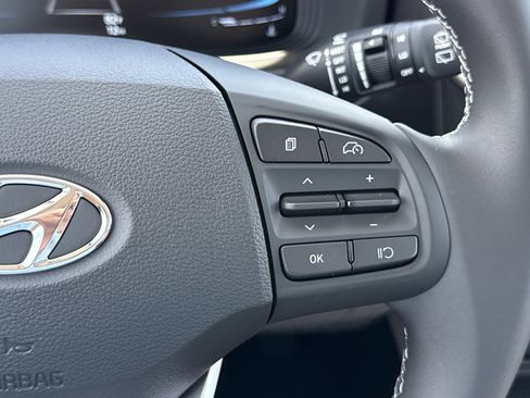 New 2026 Hyundai Venue SEL FWD image 21