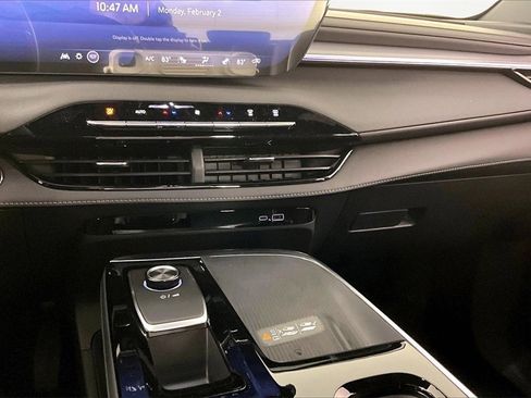 New 2026 Buick Enclave Sport Touring w/ Power Package image 7