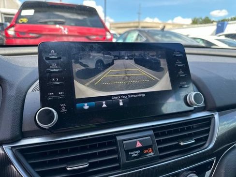 Used 2021 Honda Accord Sport Special Edition image 8