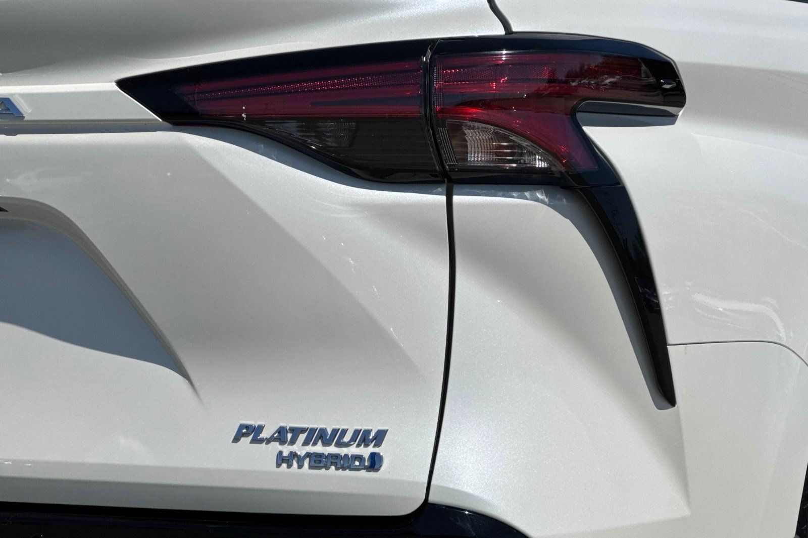 Used 2021 Toyota Sienna Platinum FWD image 30