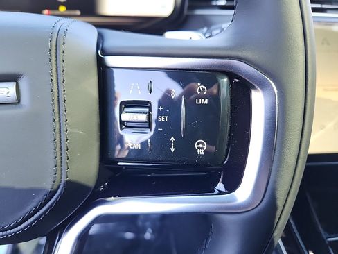 Certified 2025 Land Rover Range Rover Sport image 20