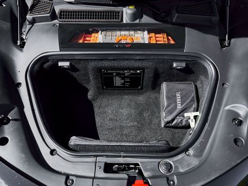 Used 2023 Ferrari SF90 Stradale image 20