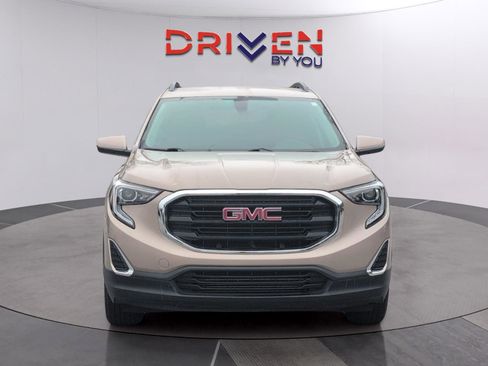 Used 2018 GMC Terrain SLE w/ Driver Convenience Package image 8