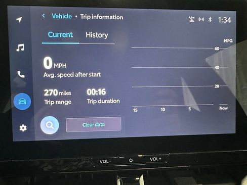 Used 2025 Toyota Corolla SE w/ SE Premium Package image 31