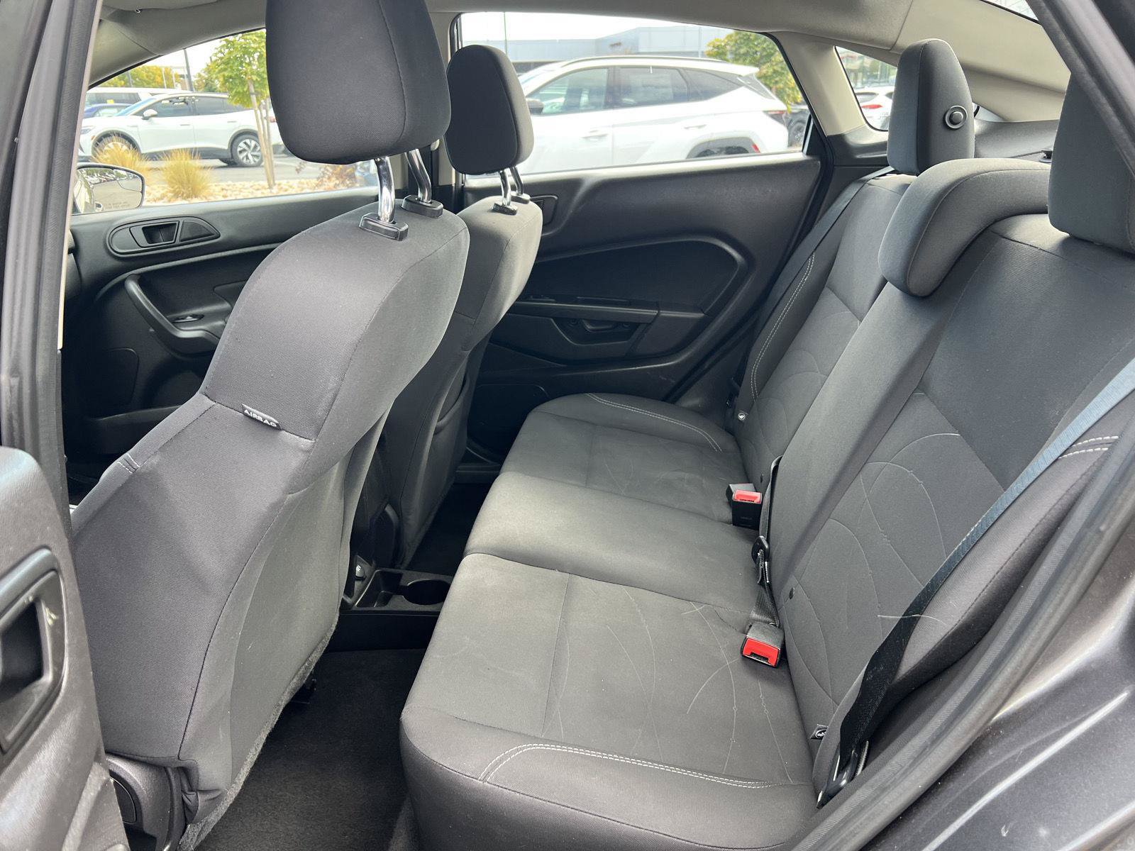 Used 2018 Ford Fiesta SE FWD image 24