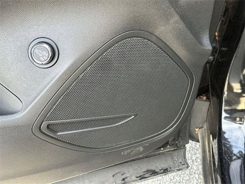 Used 2022 Buick Envision Essence w/ Safety Package image 22