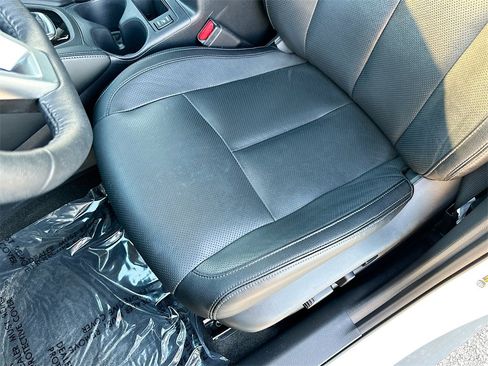 Used 2020 Nissan Rogue SL image 18