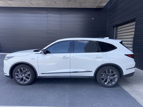 Used 2022 Acura MDX A-Spec image 2