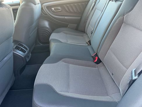 Used 2010 Ford Taurus SEL FWD image 12