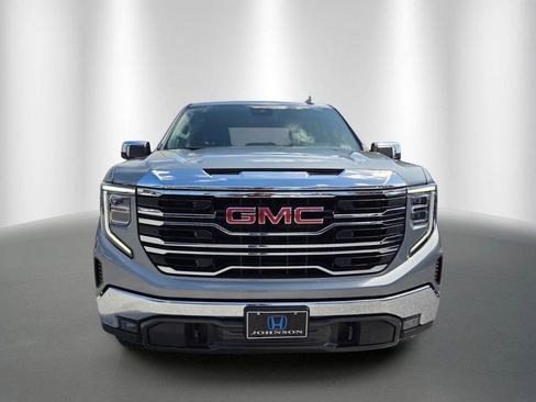 Used 2026 GMC Sierra 1500 SLT AWD/4WD image 8