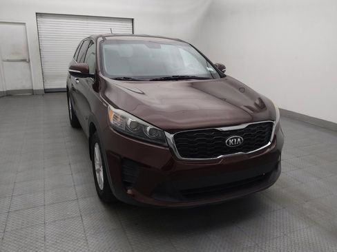 Used 2019 Kia Sorento FWD image 14