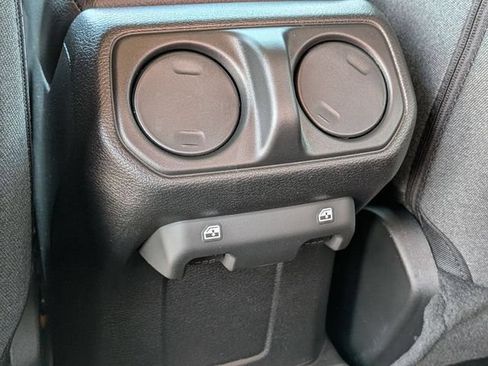 New 2026 Jeep Gladiator Sport AWD/4WD image 30