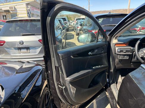 Used 2022 Lincoln Nautilus Reserve AWD/4WD image 14