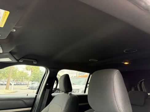 Used 2019 Ford Explorer XLT w/ Equipment Group 201A image 25