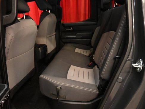 Used 2024 Toyota Tacoma TRD Off-Road image 16