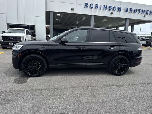 Used 2022 Lincoln Aviator Reserve w/ Equipment Group 201A AWD/4WD image 8