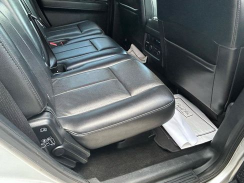 Used 2016 Ford Expedition Limited AWD/4WD image 11