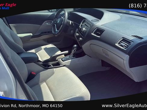 Used 2015 Honda Civic LX image 12