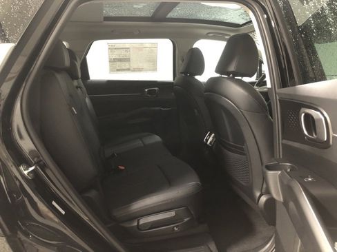New 2026 Kia Sorento S w/ S Panoramic Sunroof Package image 10