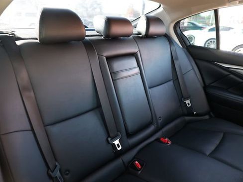 Used 2017 INFINITI Q50 3.0t Premium image 14