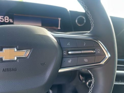 New 2026 Chevrolet Equinox EV LT image 20