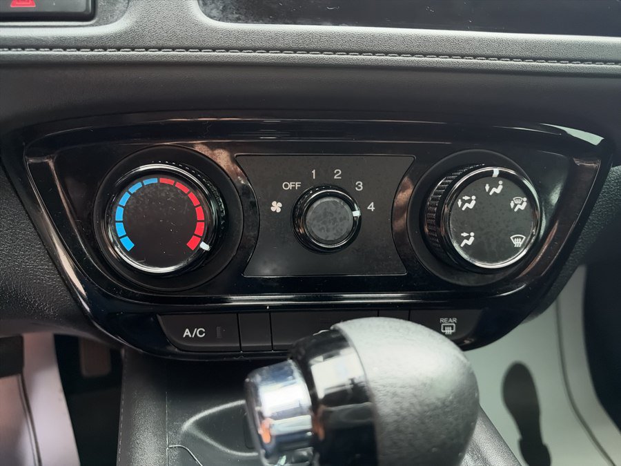 Used 2017 Honda HR-V LX image 23