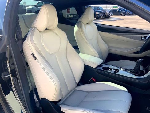 Used 2017 INFINITI Q60 3.0t Sport image 8