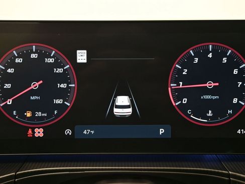 Used 2024 Hyundai Santa Fe Calligraphy image 9