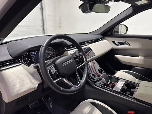 Used 2023 Land Rover Range Rover Velar R-Dynamic S image 10