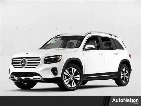 New 2025 Mercedes-Benz GLB 250 4MATIC image 1