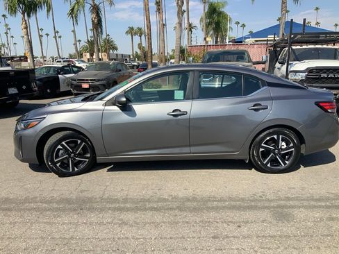 Used 2024 Nissan Sentra SV FWD image 4