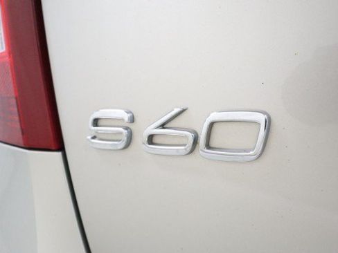 Used 2017 Volvo S60 T5 Inscription AWD/4WD image 24